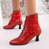 Martin-Stiefel mit Schnalle und Cut-Out